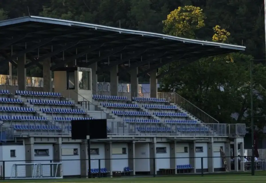 Dva góly Froňka a povedený první poločas, Povltavská uspěla na stadionu Hluboké
