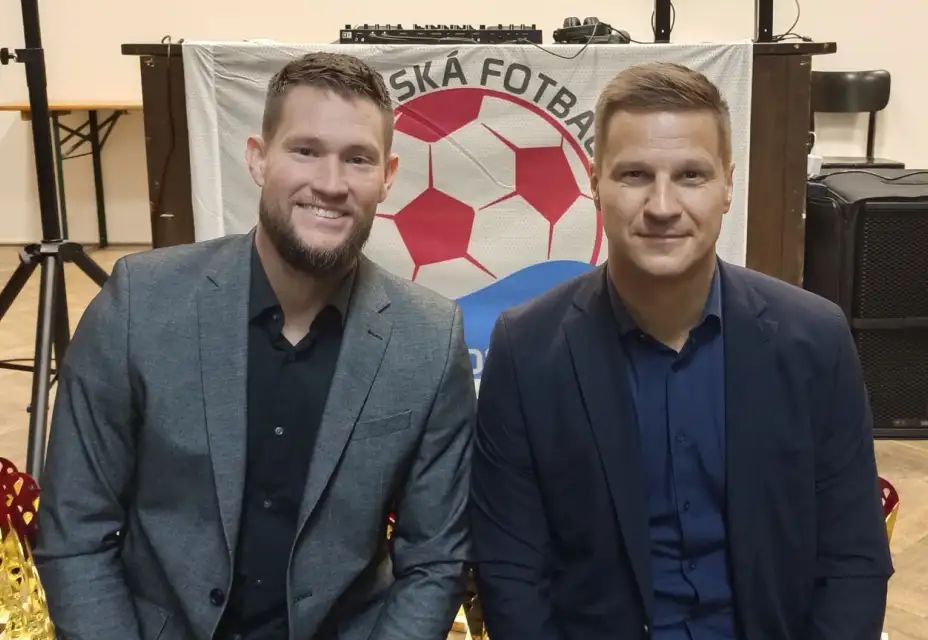 Ples Povltavské ozdobila návštěva hvězdného brankáře Tomáše Vaclíka