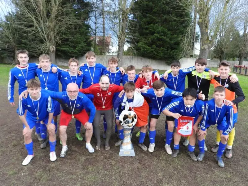 Starší žáci U15 vyhráli mezinárodní velikonoční turnaj ve Francii