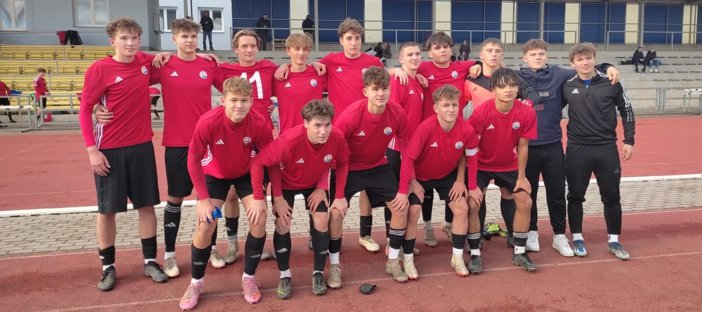 Výsledky mužstev PFA a komentáře trenérů (týden 11)