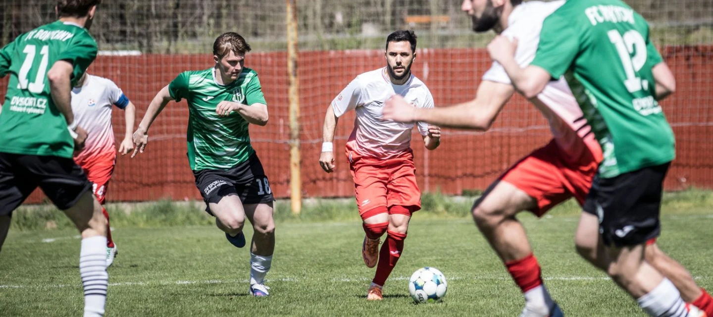 Ani odveta vítěze nepoznala, zápas mezi Povltavskou a Rokycany skončil nerozhodně