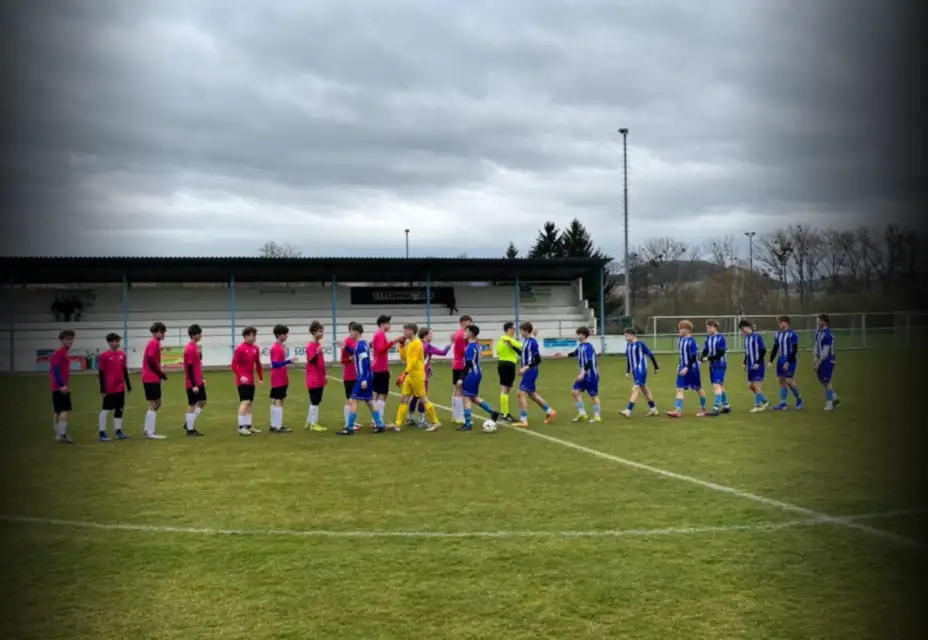 Víkend plný výher! Uspěly všechny mužské týmy i dorost, žáci vyrazili do Francie