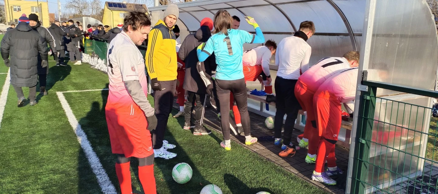 První přípravný zápas v režii soupeře, Zápy potvrdily rozdíl v soutěžích