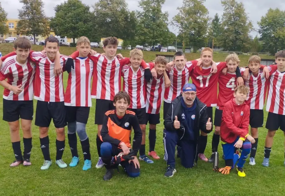 Výsledky mužstev PFA a komentáře trenérů (týden 14)