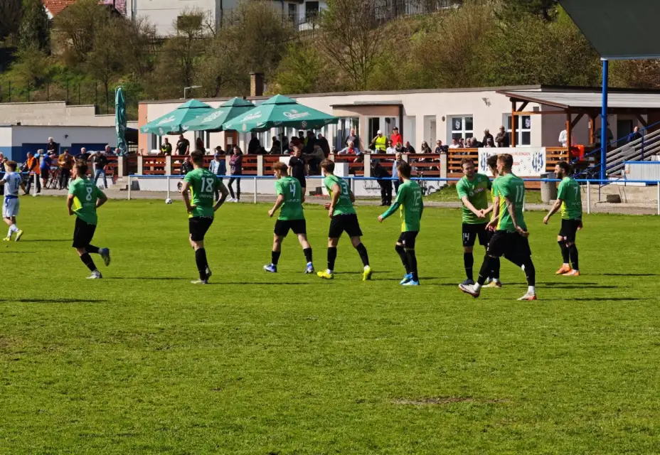 Role favorita potvrzena, o výhře v Komárově rozhodly první jarní góly Drobílka